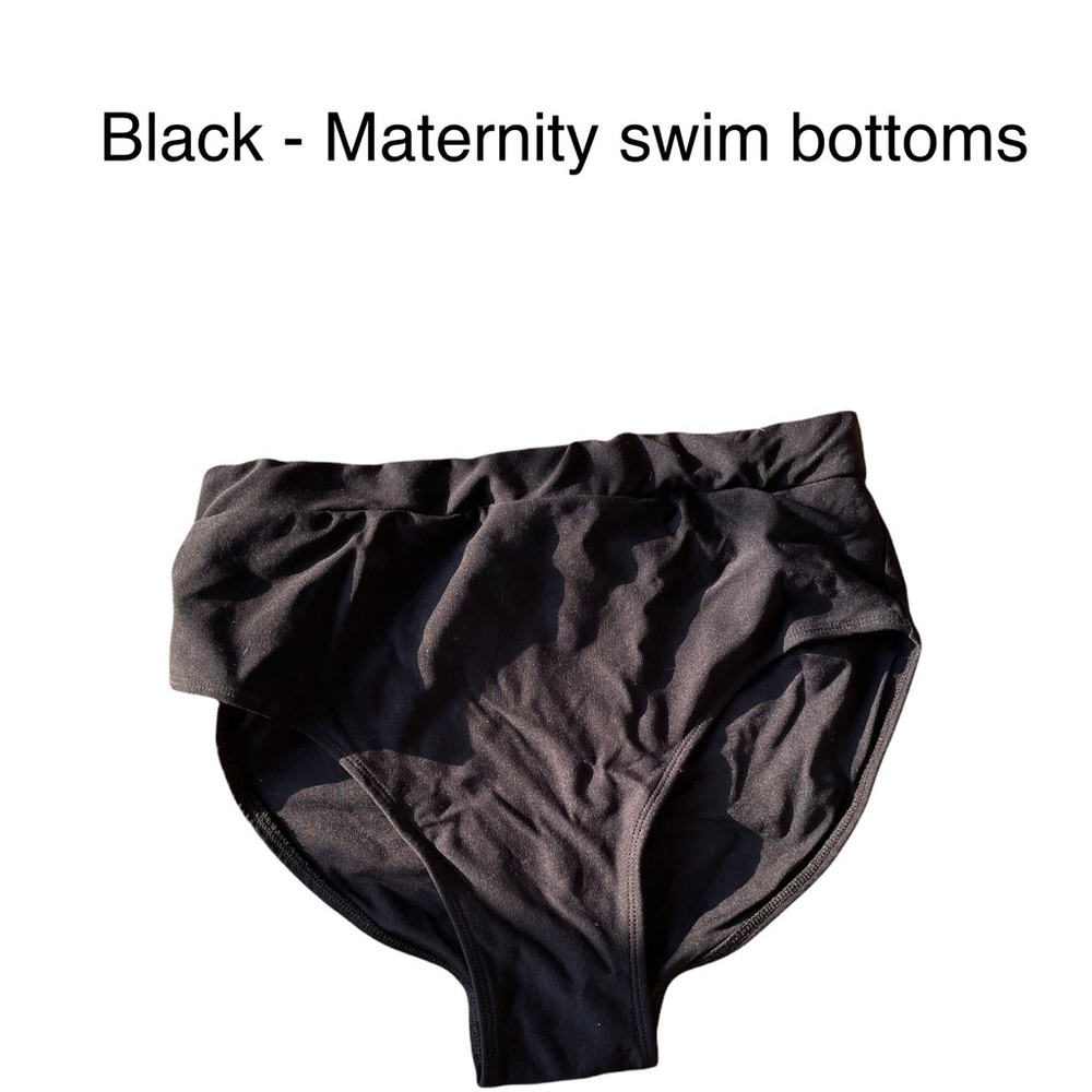 Retro black maternity swim bottoms.  Size small.  Motherwear brand.